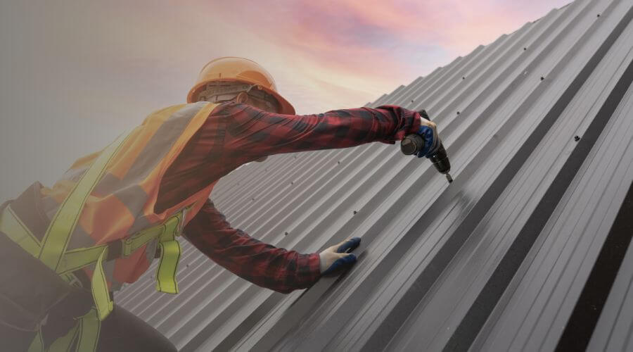 Expert top industrial roofings services in Mount Auburn, IA
